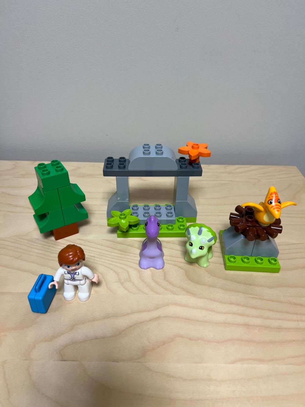LEGO DUPLO Jurassic World 10938 Dinosaur Nursery - Toddler Toy